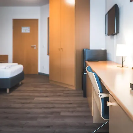 The Business Loft Otel *