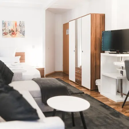 The Business Loft Hotel *