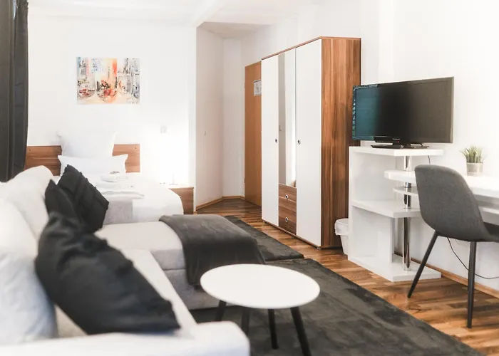 The Business Loft Szálloda *